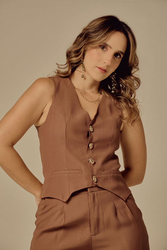 Colete Antonela Marrom Noz