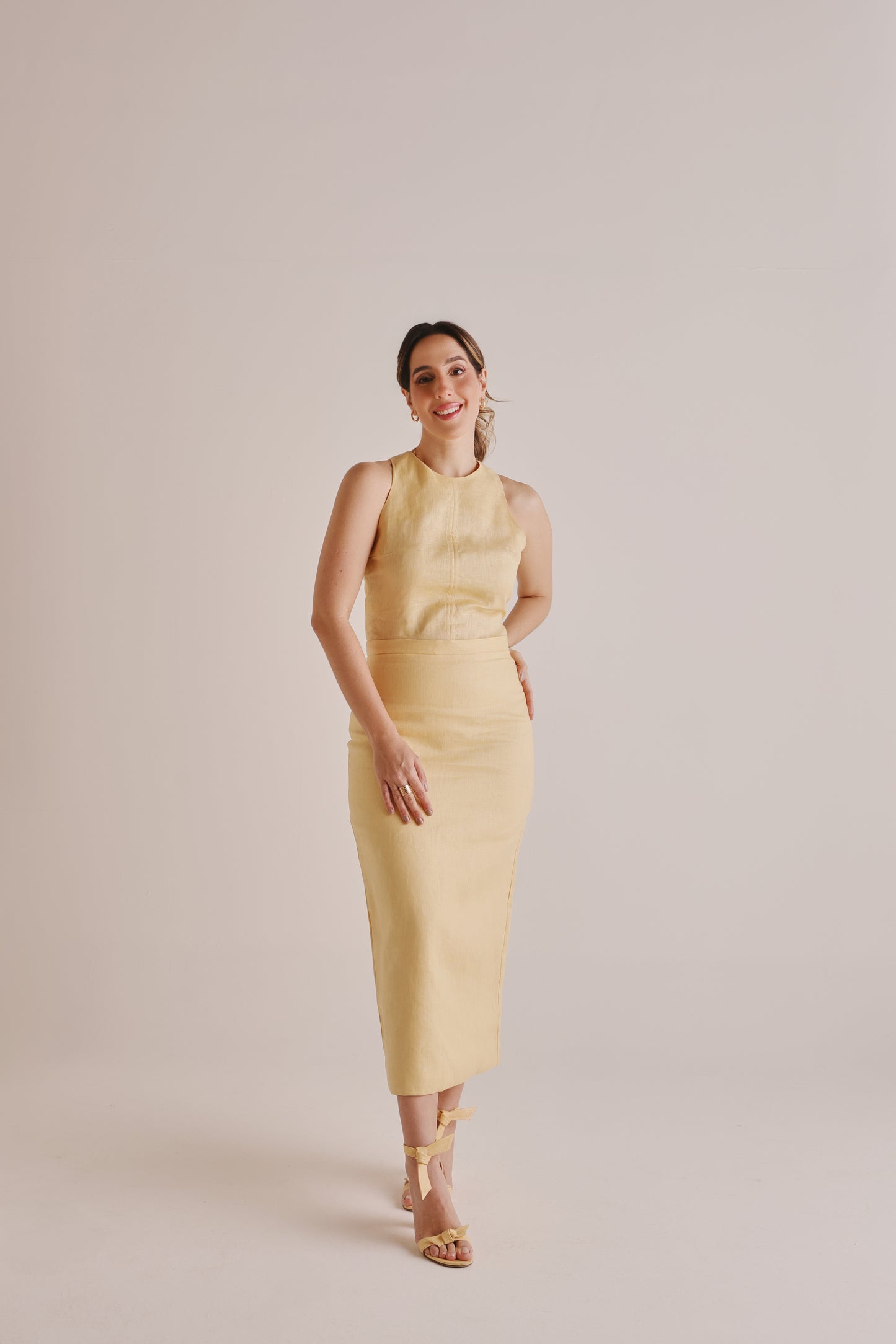 Blusa Fabi Linho Butter Yellow