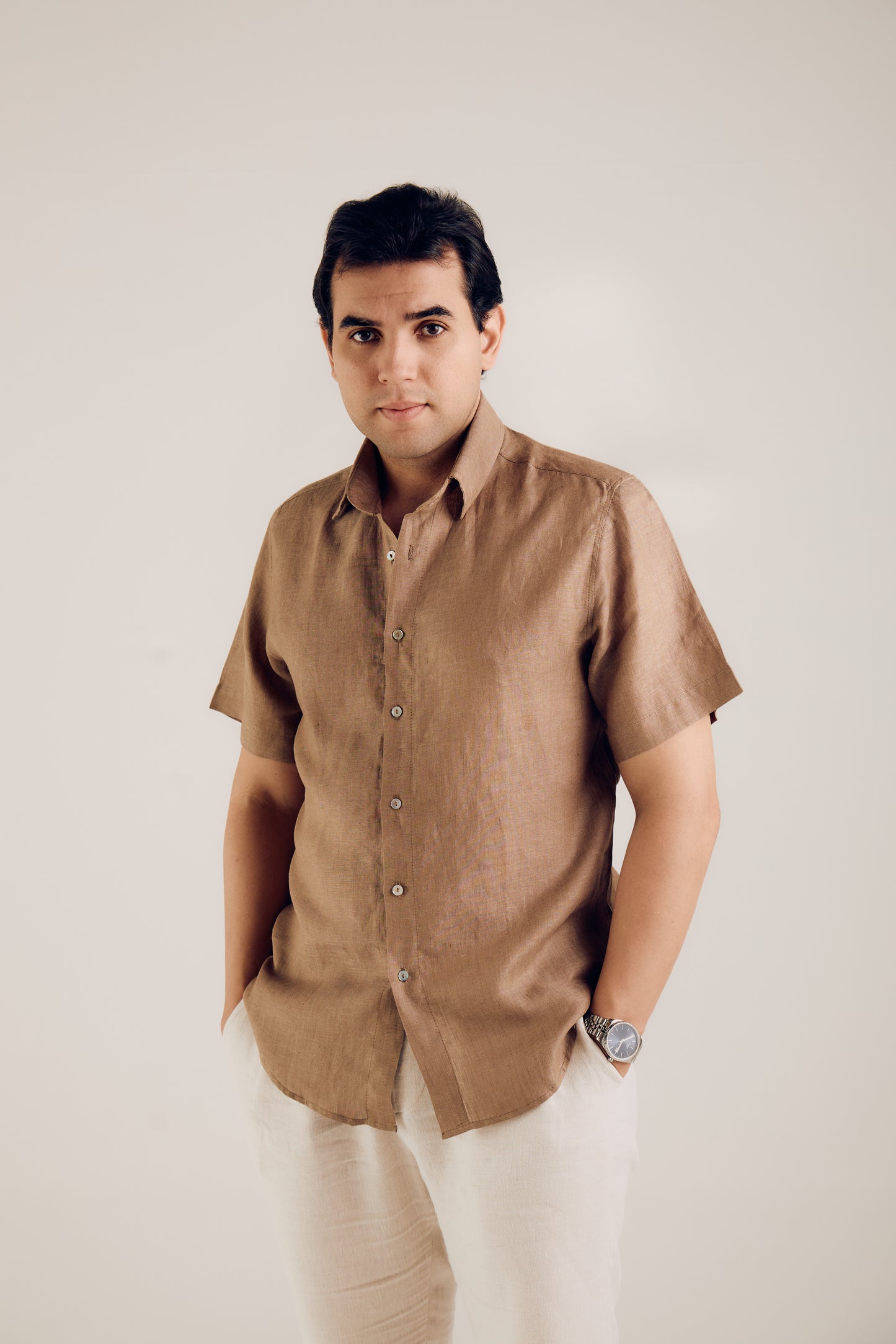 Camisa Masculina 100% Linho Manga Curta Marrom