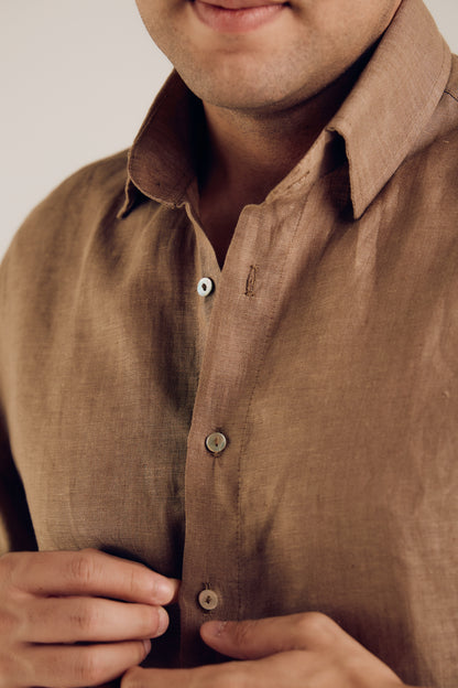 Camisa Masculina 100% Linho Manga Curta Marrom