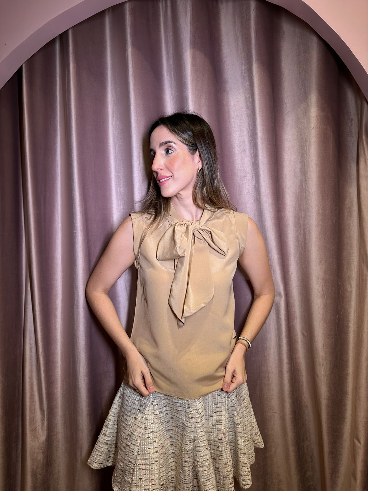Blusa Lívia Seda Bege